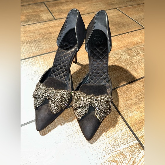Tory Burch Black Crystal Bow Pointed-Toe Women's Heels Sz 7 1/2 - Picture 2 of 16